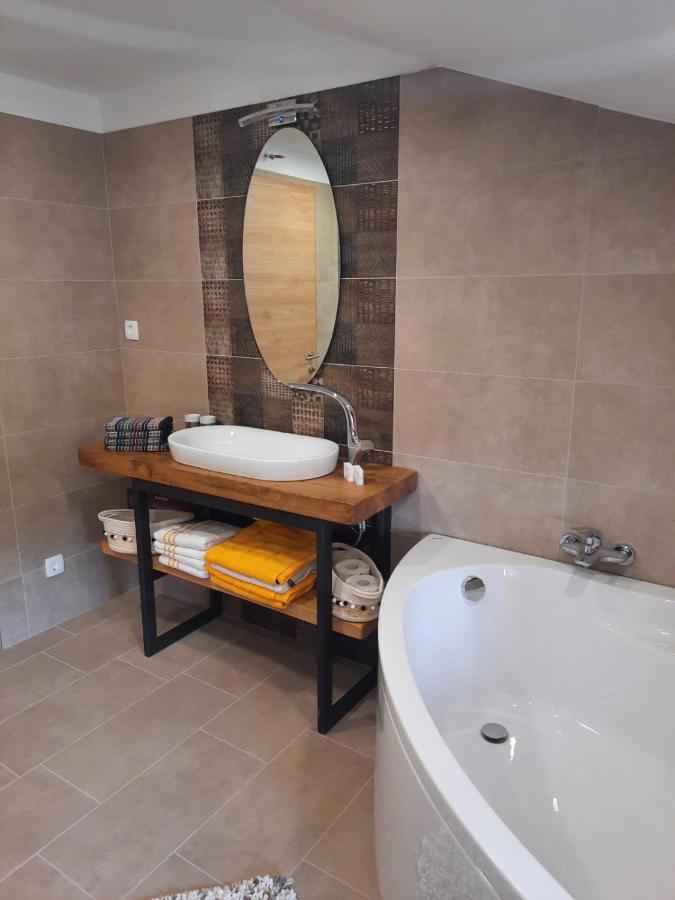 Andrea, Premium Three Bedroom Apartment, Entire Floor Kastav Exterior photo